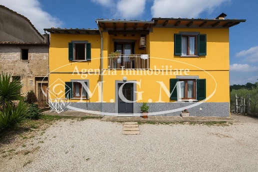 casa indipendente in vendita a Santa Maria a Monte in zona Pregiuntino