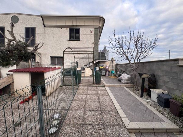 appartamento in vendita a Santa Maria a Monte in zona Montecalvoli