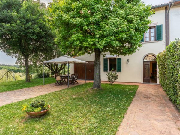 casa indipendente in vendita a Santa Maria a Monte