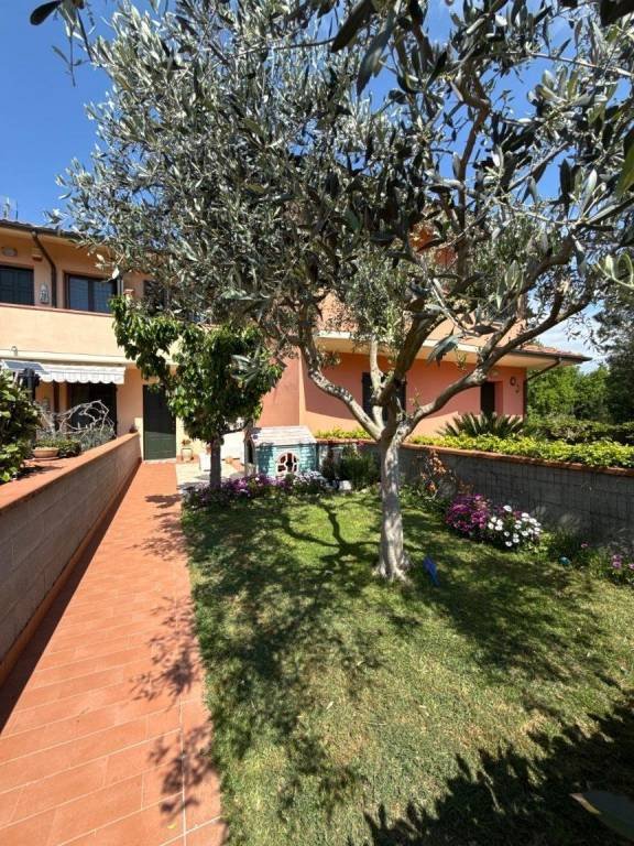 appartamento in vendita a Santa Maria a Monte