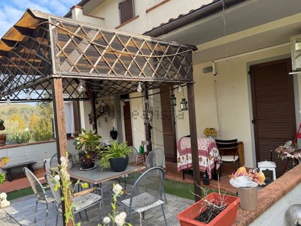 appartamento in vendita a Santa Maria a Monte in zona Montecalvoli