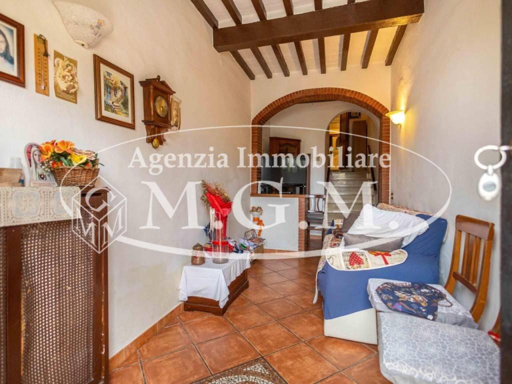casa indipendente in vendita a Santa Maria a Monte in zona Montecalvoli