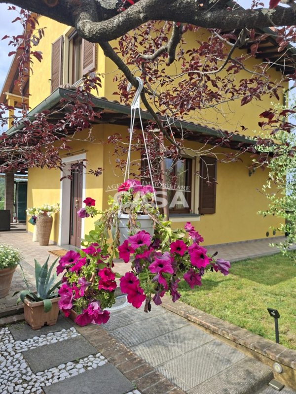 casa indipendente in vendita a Santa Maria a Monte