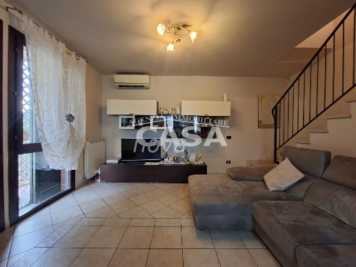 casa indipendente in vendita a Santa Maria a Monte