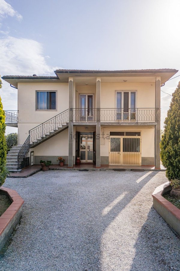casa indipendente in vendita a Santa Maria a Monte in zona Cerretti