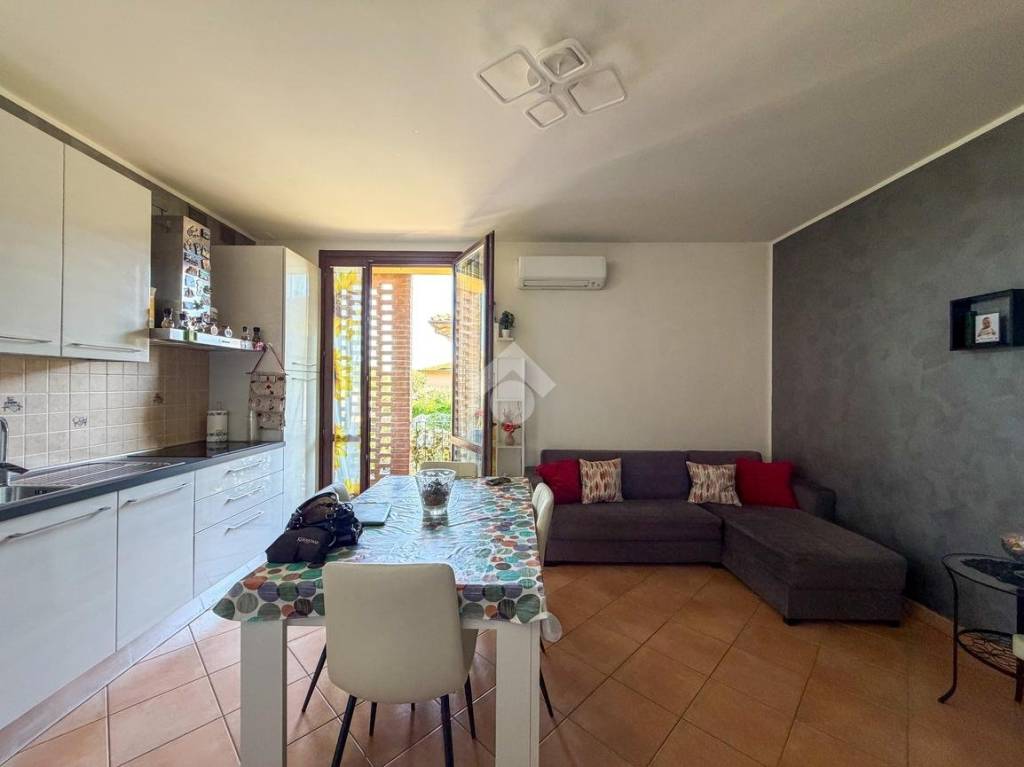 appartamento in vendita a Santa Maria a Monte in zona San Donato