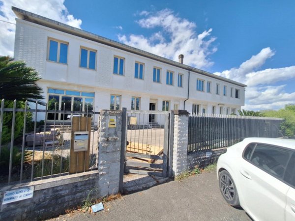 capannone in vendita a Santa Maria a Monte in zona San Donato