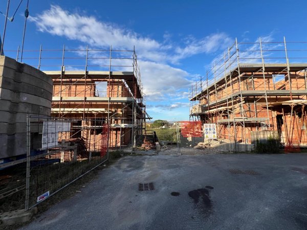 casa indipendente in vendita a Santa Maria a Monte in zona Pregiuntino