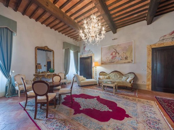 villa in vendita a Santa Maria a Monte in zona Pregiuntino