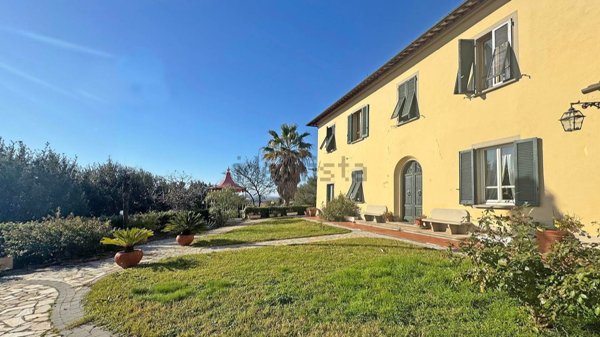 casa indipendente in vendita a Santa Maria a Monte in zona Montecalvoli