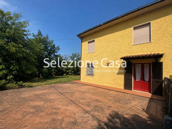 casa indipendente in vendita a Santa Maria a Monte in zona Pregiuntino