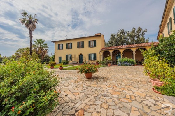 casa indipendente in vendita a Santa Maria a Monte in zona Montecalvoli