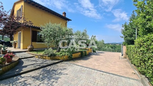 casa indipendente in vendita a Santa Maria a Monte in zona Cerretti