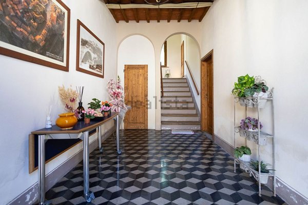 appartamento in vendita a Santa Maria a Monte in zona Pregiuntino