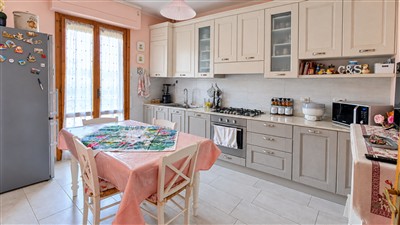 appartamento in vendita a Santa Maria a Monte in zona San Donato