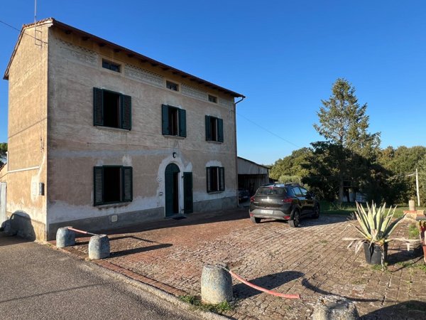casa indipendente in vendita a Santa Maria a Monte in zona Cerretti