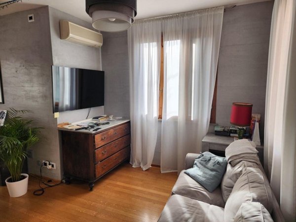 casa indipendente in vendita a Santa Maria a Monte in zona Cerretti