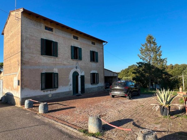casa indipendente in vendita a Santa Maria a Monte in zona Cerretti