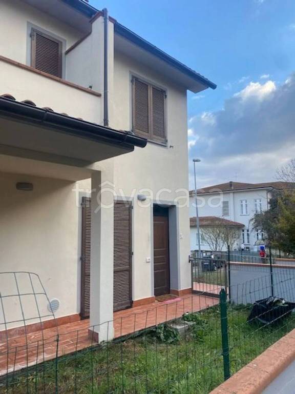 appartamento in vendita a Santa Maria a Monte in zona Montecalvoli