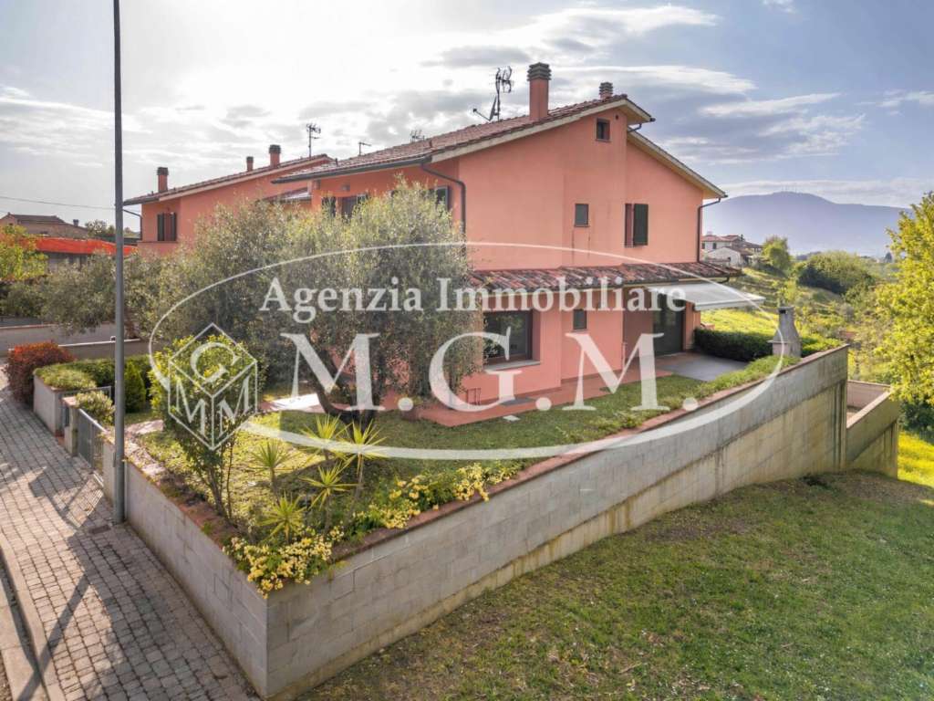 casa indipendente in vendita a Santa Maria a Monte in zona Pregiuntino
