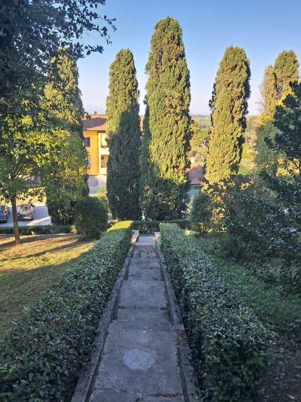 casa indipendente in vendita a Santa Maria a Monte in zona Pregiuntino