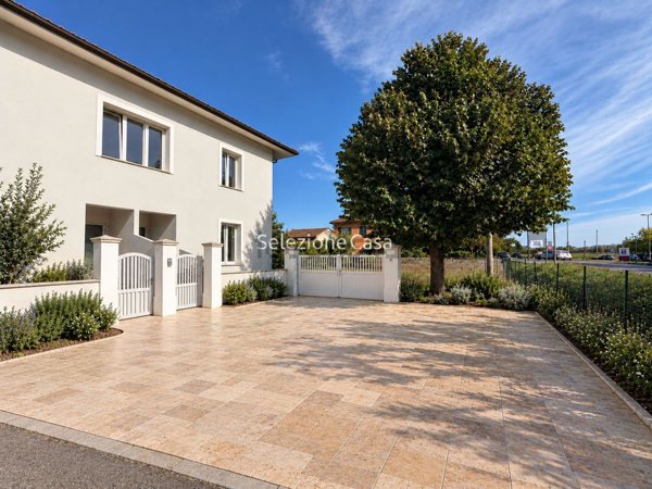 casa indipendente in vendita a Santa Maria a Monte in zona Pregiuntino