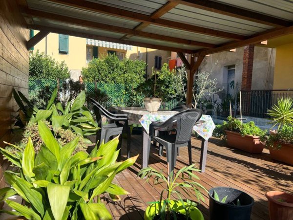 casa indipendente in vendita a Santa Maria a Monte in zona Montecalvoli