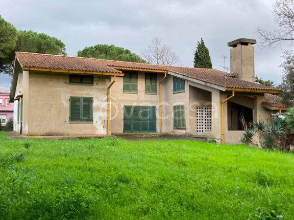 casa indipendente in vendita a Terricciola