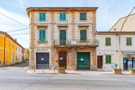 casa indipendente in vendita a Terricciola in zona Selvatelle