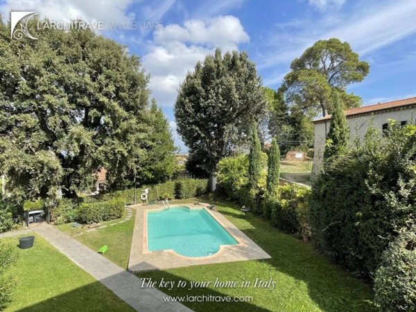 casa indipendente in vendita a Terricciola