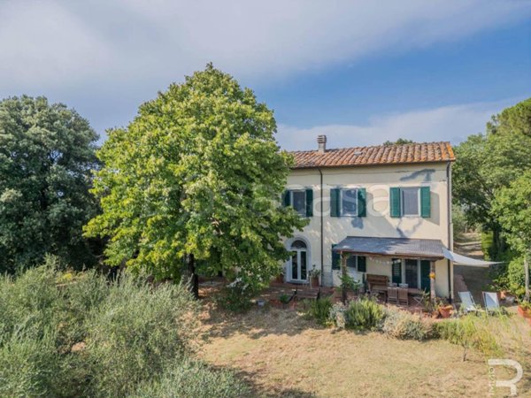 casa indipendente in vendita a Terricciola in zona Morrona