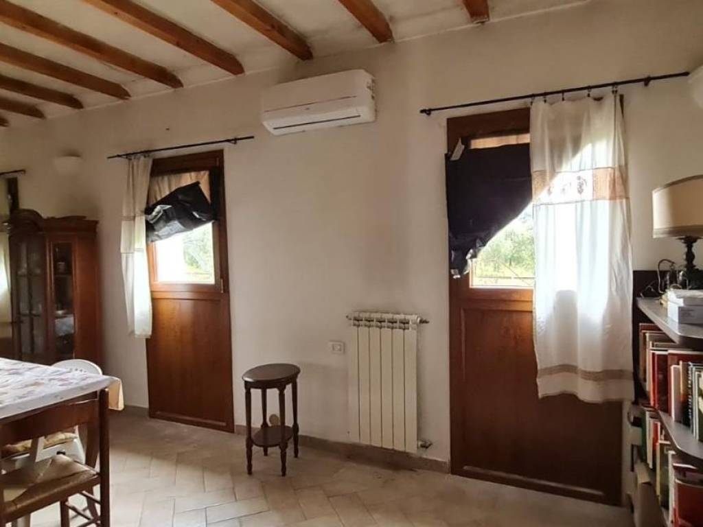 casa indipendente in vendita a Terricciola
