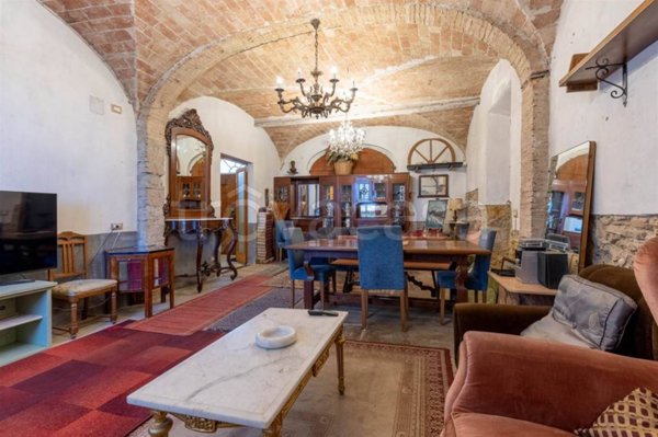 casa indipendente in vendita a Terricciola