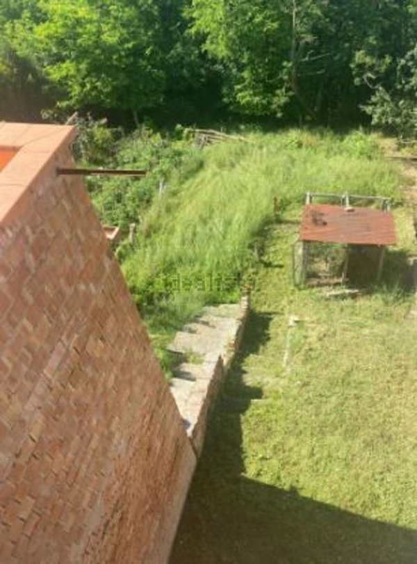 casa indipendente in vendita a Terricciola