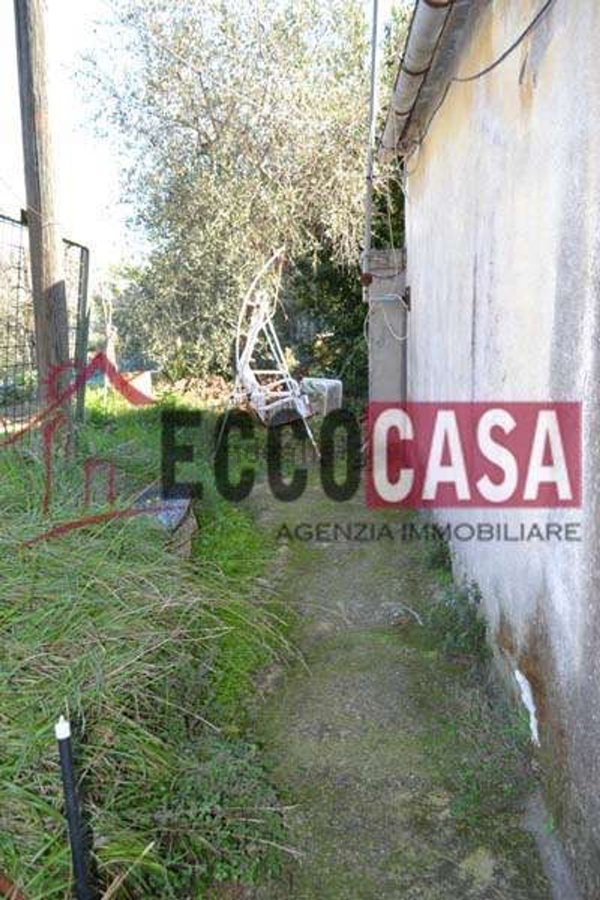 casa indipendente in vendita a Terricciola