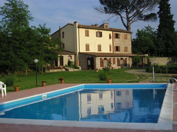 casa indipendente in vendita a Terricciola