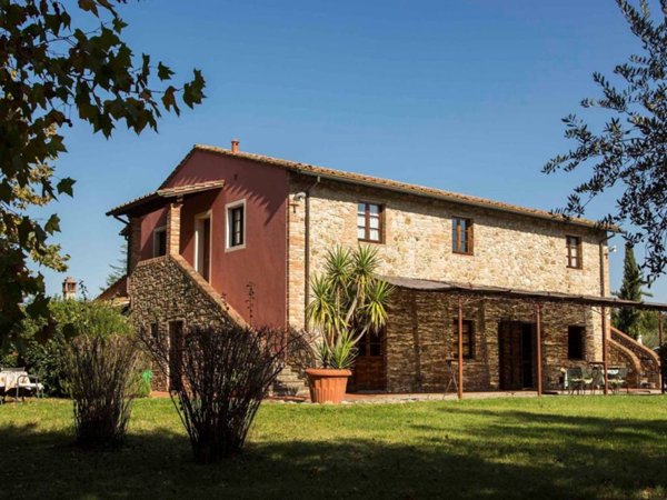 casa indipendente in vendita a Terricciola