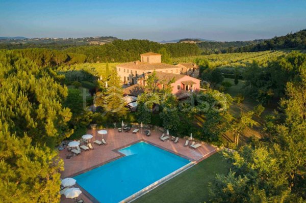 casa indipendente in vendita a Terricciola