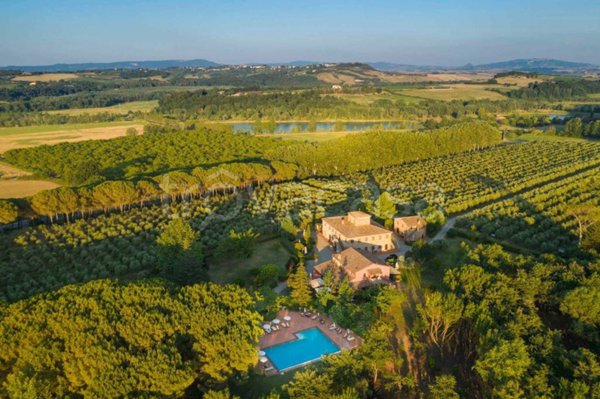 casa indipendente in vendita a Terricciola