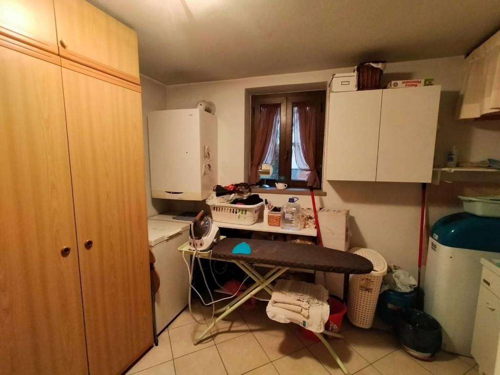 casa indipendente in vendita a Terricciola in zona Chientina
