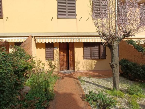 casa indipendente in vendita a Terricciola in zona Selvatelle