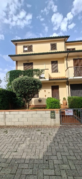 casa indipendente in vendita a Terricciola in zona La Rosa