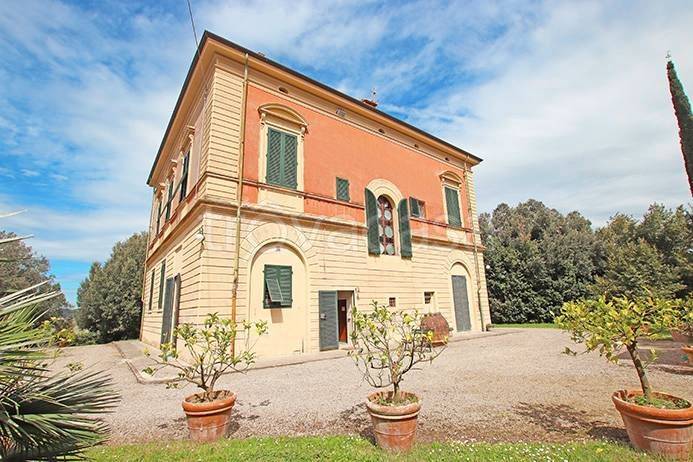 casa indipendente in vendita a Terricciola