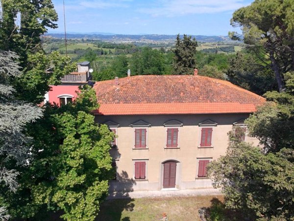 casa indipendente in vendita a Terricciola