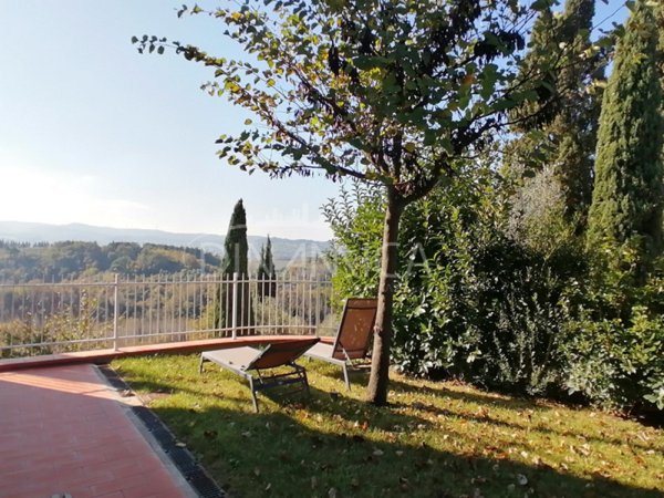 casa indipendente in vendita a Terricciola