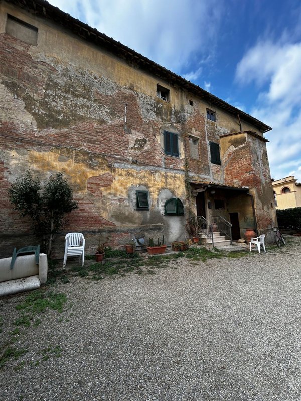 casale in vendita a Terricciola