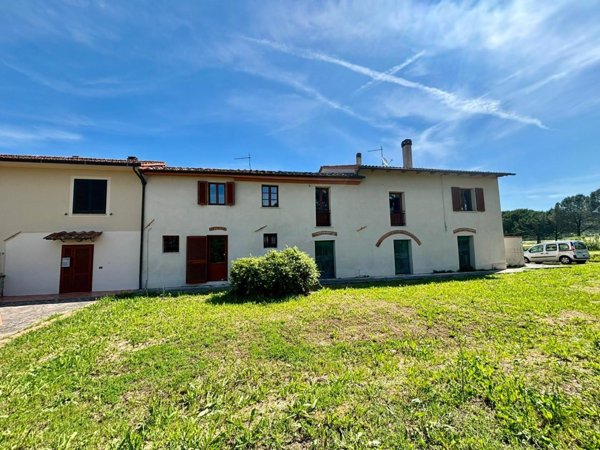 casa indipendente in vendita a Terricciola