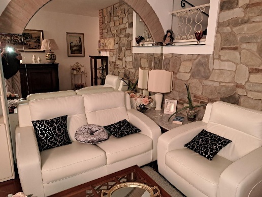 casa indipendente in vendita a Terricciola in zona La Rosa