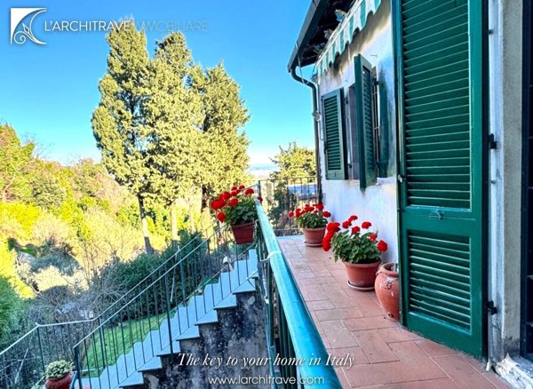 casa indipendente in vendita a Terricciola