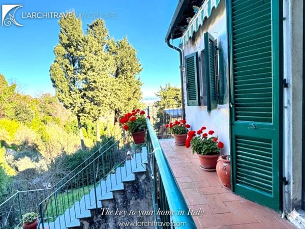 casa indipendente in vendita a Terricciola